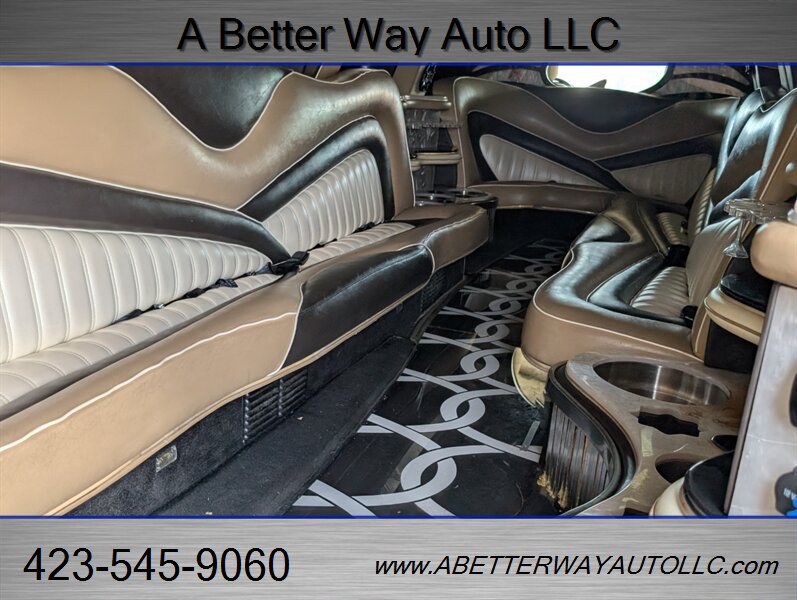 Used 2011 Ford F350 XLT w/ XLT Premium Pkg RWD image 17
