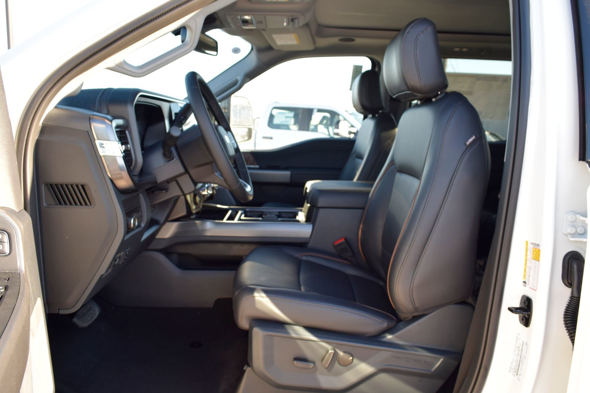 New 2026 Ford F350 Lariat w/ Lariat Ultimate Package image 18