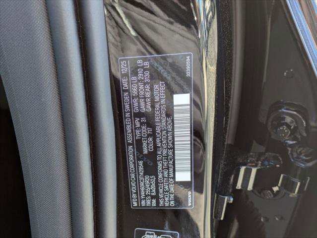 New 2026 Volvo XC60 T8 Plus w/ Protection Package Premier image 15