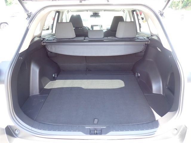 Certified 2021 Toyota RAV4 XLE w/ Convenience Package AWD/4WD image 6
