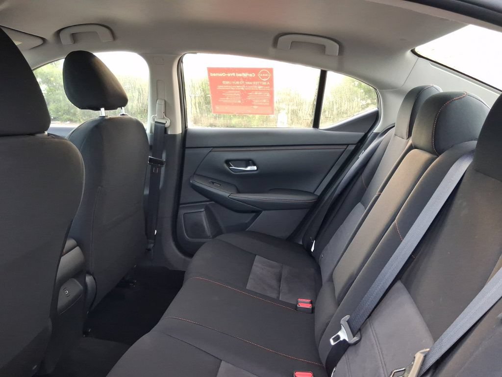 Used 2025 Nissan Sentra SR w/ Midnight Edition FWD image 16