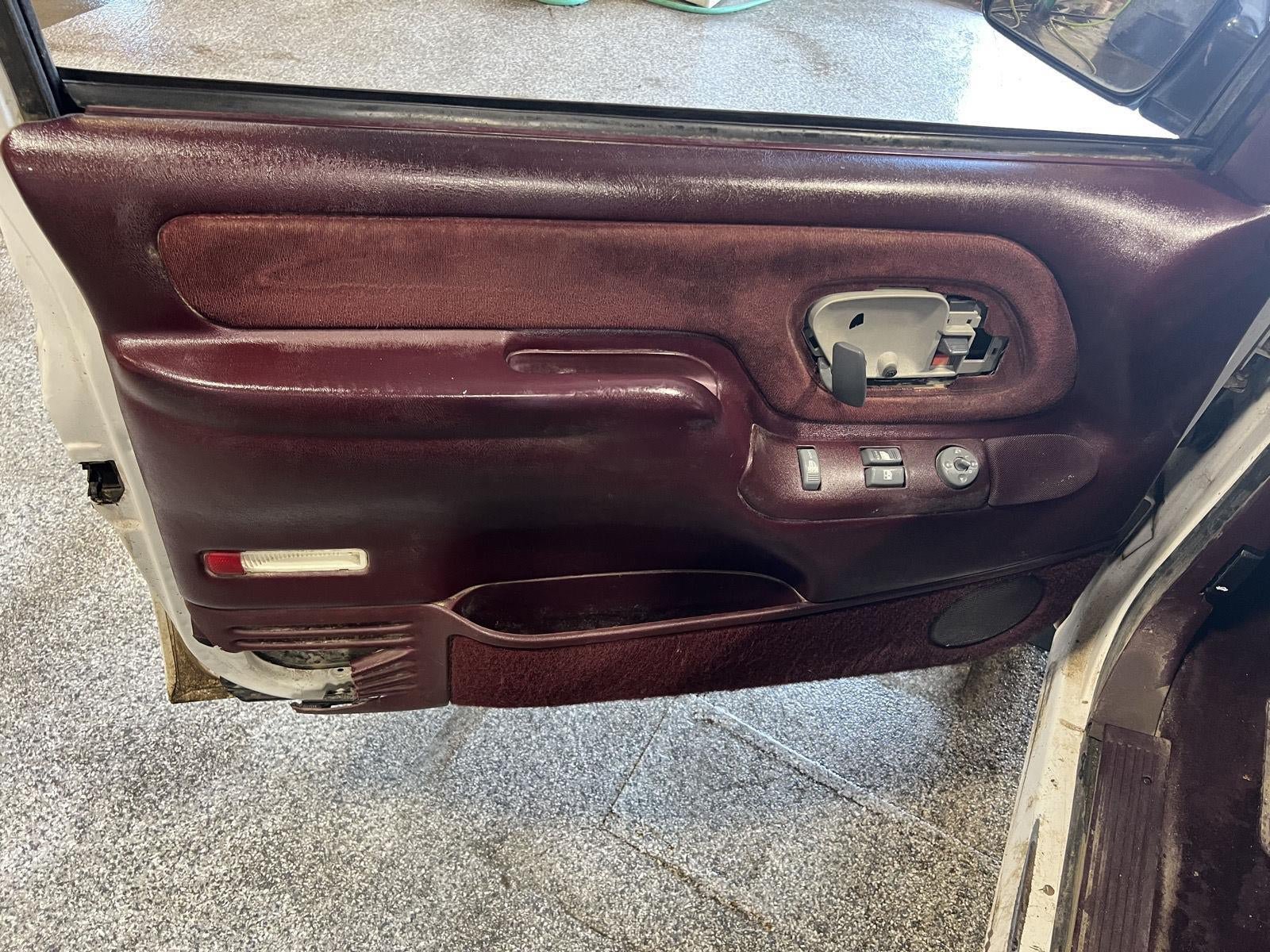 Used 1995 Chevrolet Silverado 1500 4x4 Extended Cab image 15