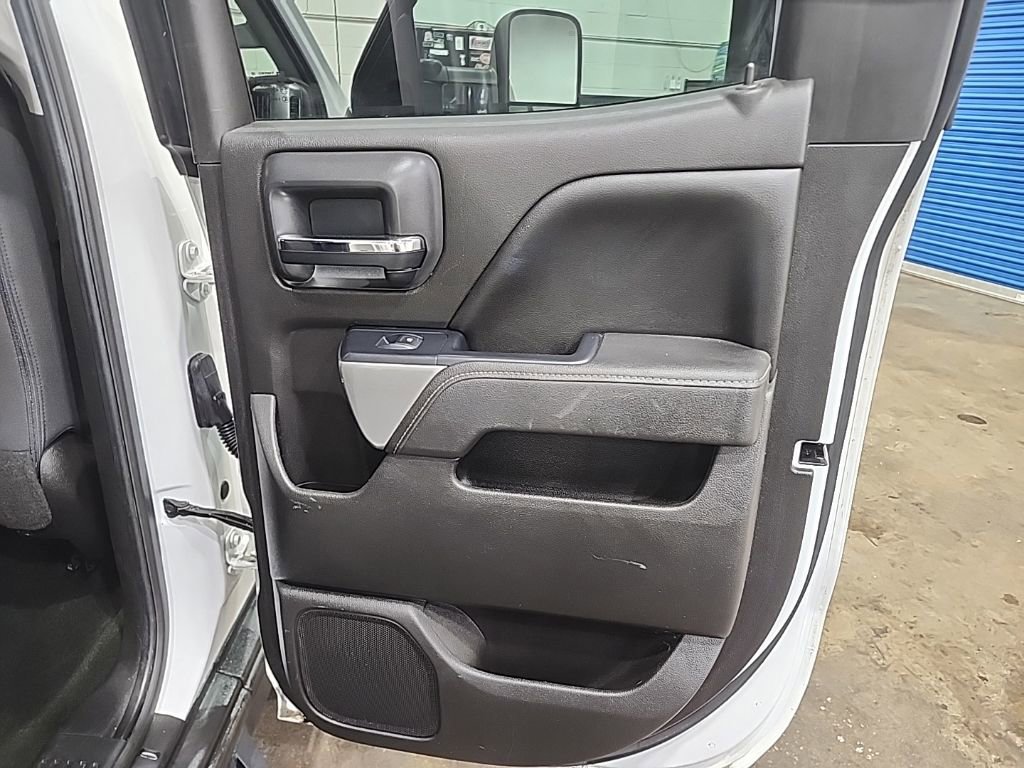 Used 2016 Chevrolet Silverado 1500 LT w/ All Star Edition AWD/4WD image 29
