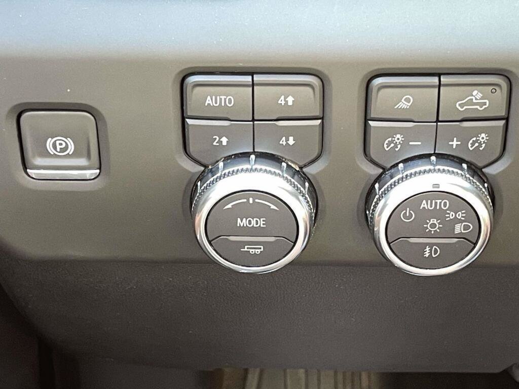 Used 2025 GMC Sierra 2500 Denali Ultimate AWD/4WD image 31