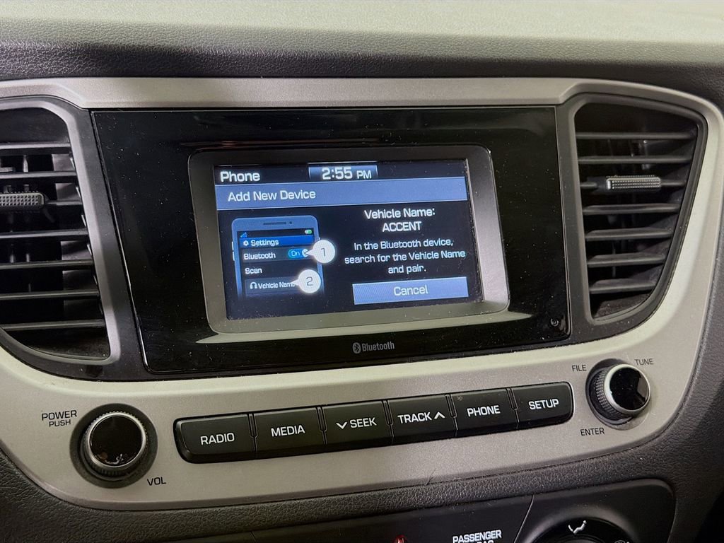 Used 2020 Hyundai Accent SE FWD image 24