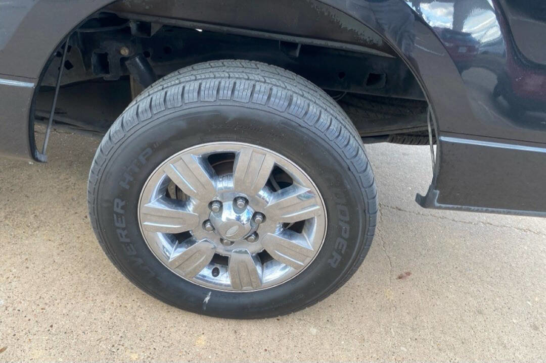 Used 2012 Ford F150 XLT w/ XLT Chrome Pkg image 18