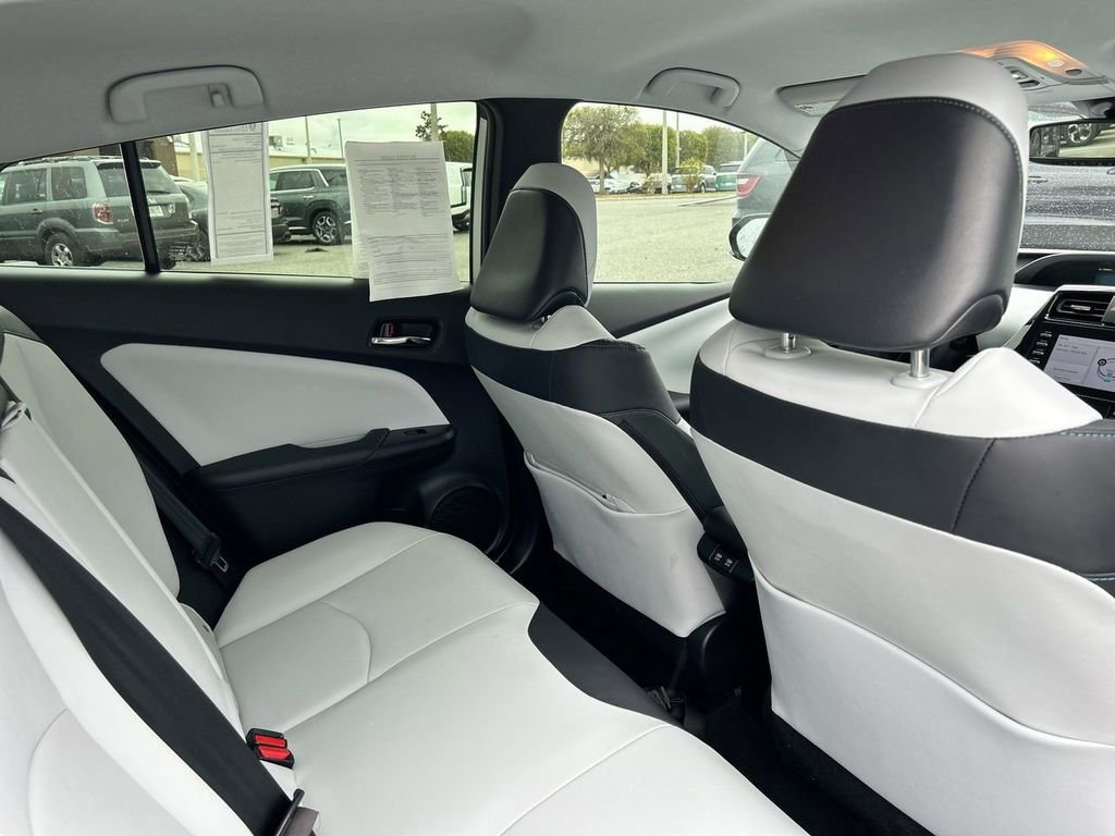 Used 2020 Toyota Prius XLE image 21