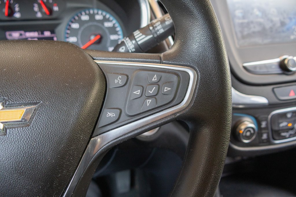 Used 2018 Chevrolet Equinox LT AWD/4WD image 22