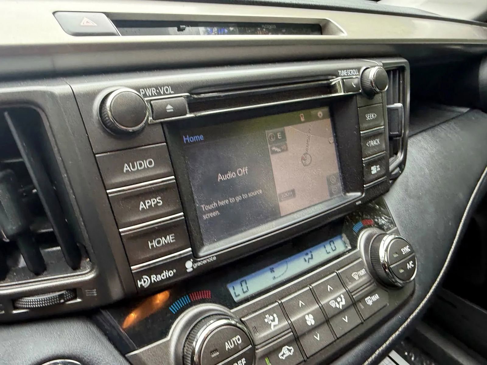 Used 2015 Toyota RAV4 Limited image 24