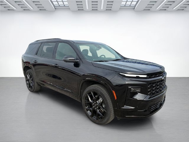 Used 2026 Chevrolet Traverse RS w/ LPO, Floor Liner Package AWD/4WD image 2