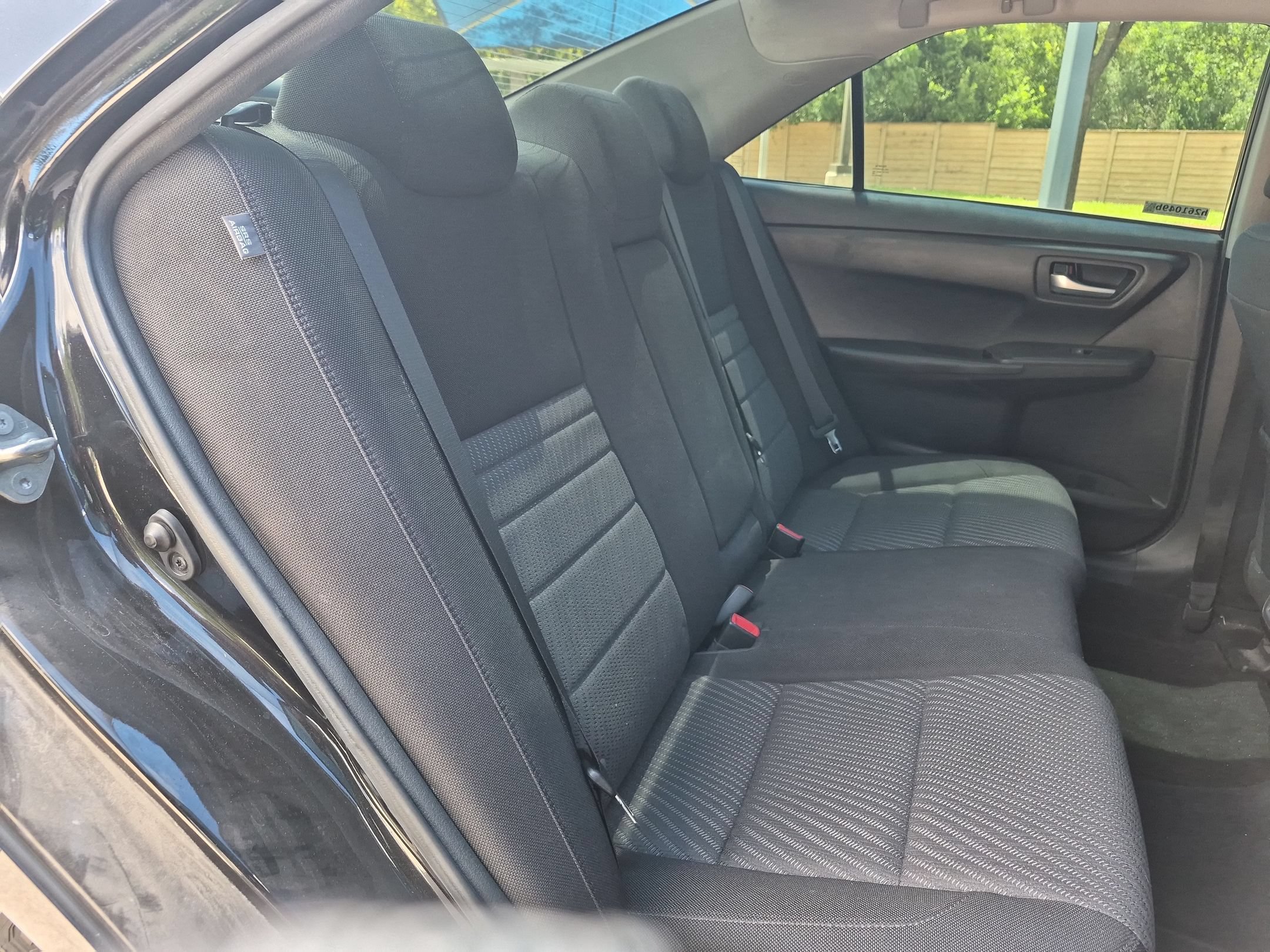 Used 2017 Toyota Camry LE FWD image 23