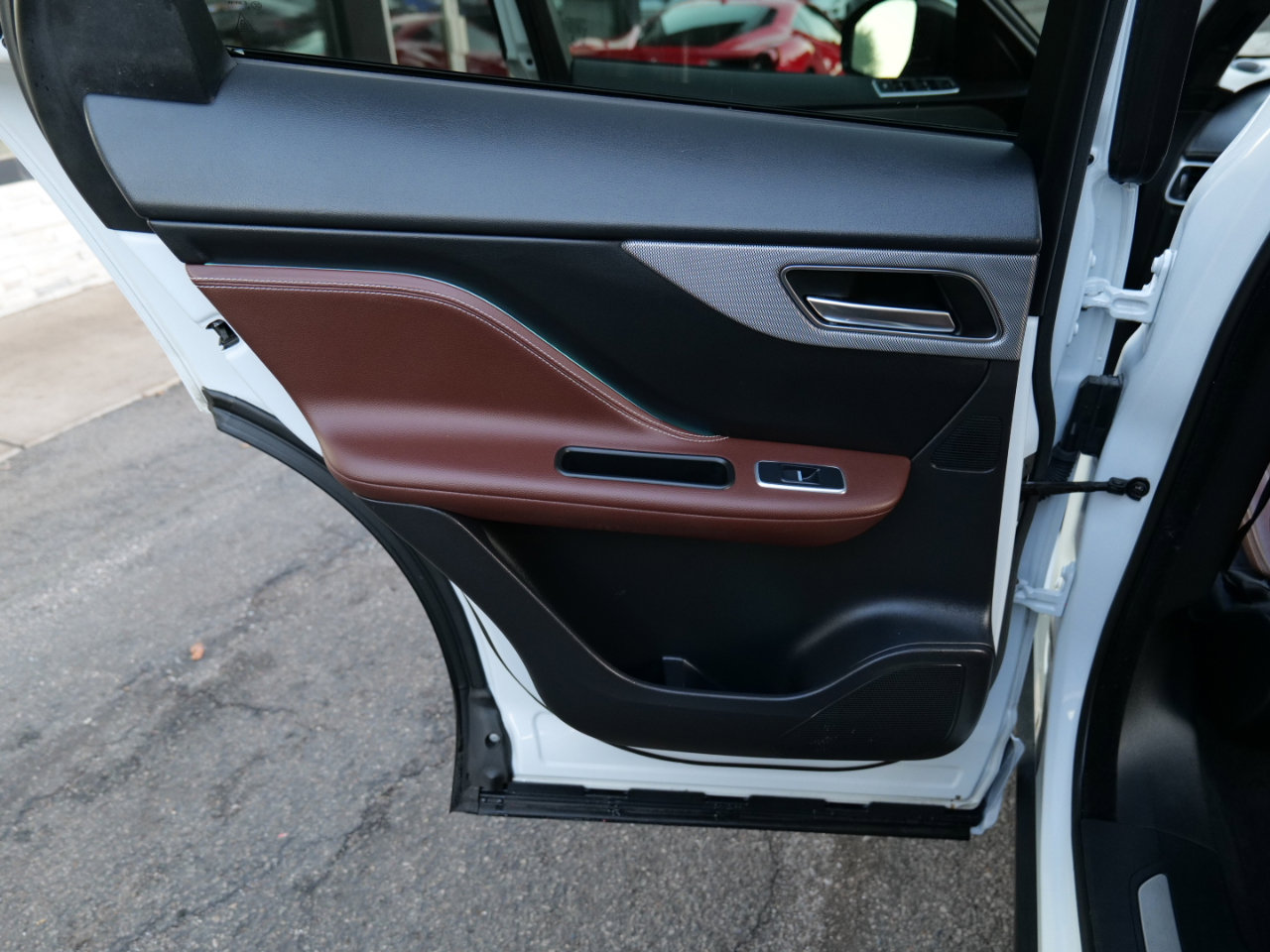 Used 2019 Jaguar F-PACE S image 44