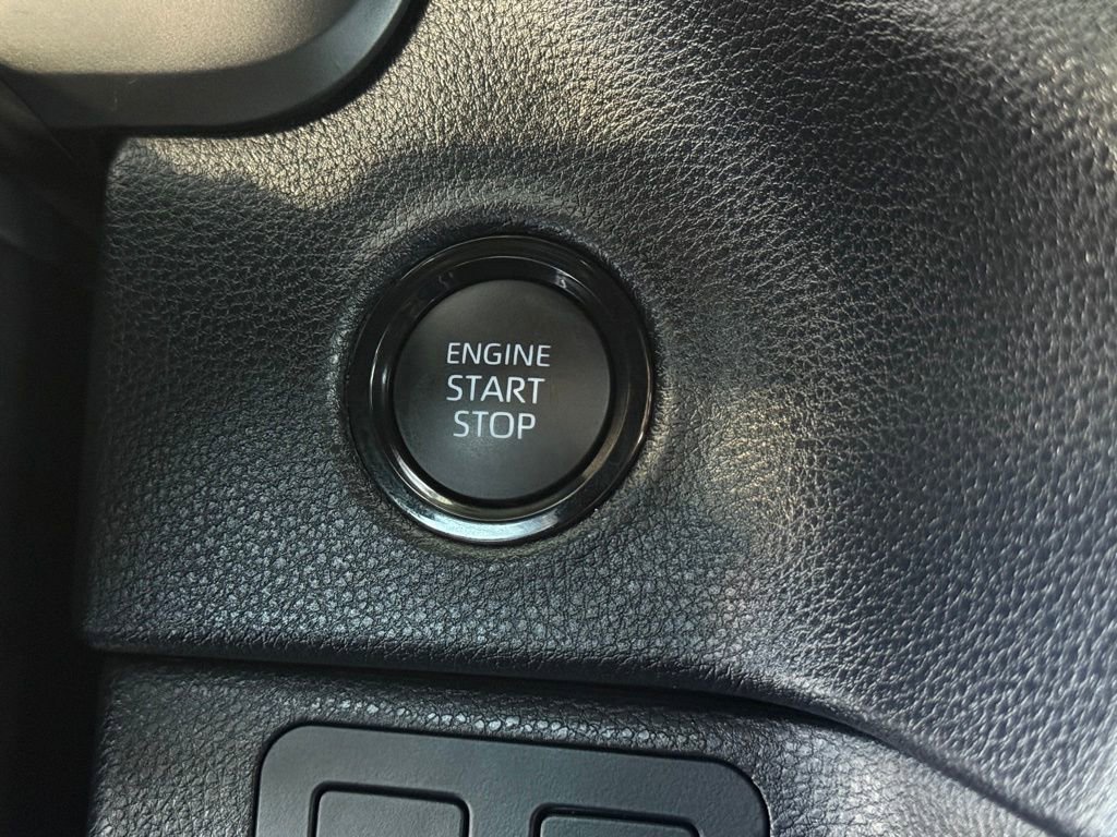 Certified 2025 Toyota Tundra SR5 image 32