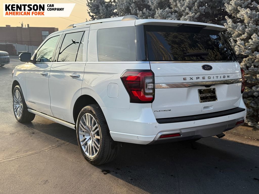 Used 2024 Ford Expedition Platinum image 6