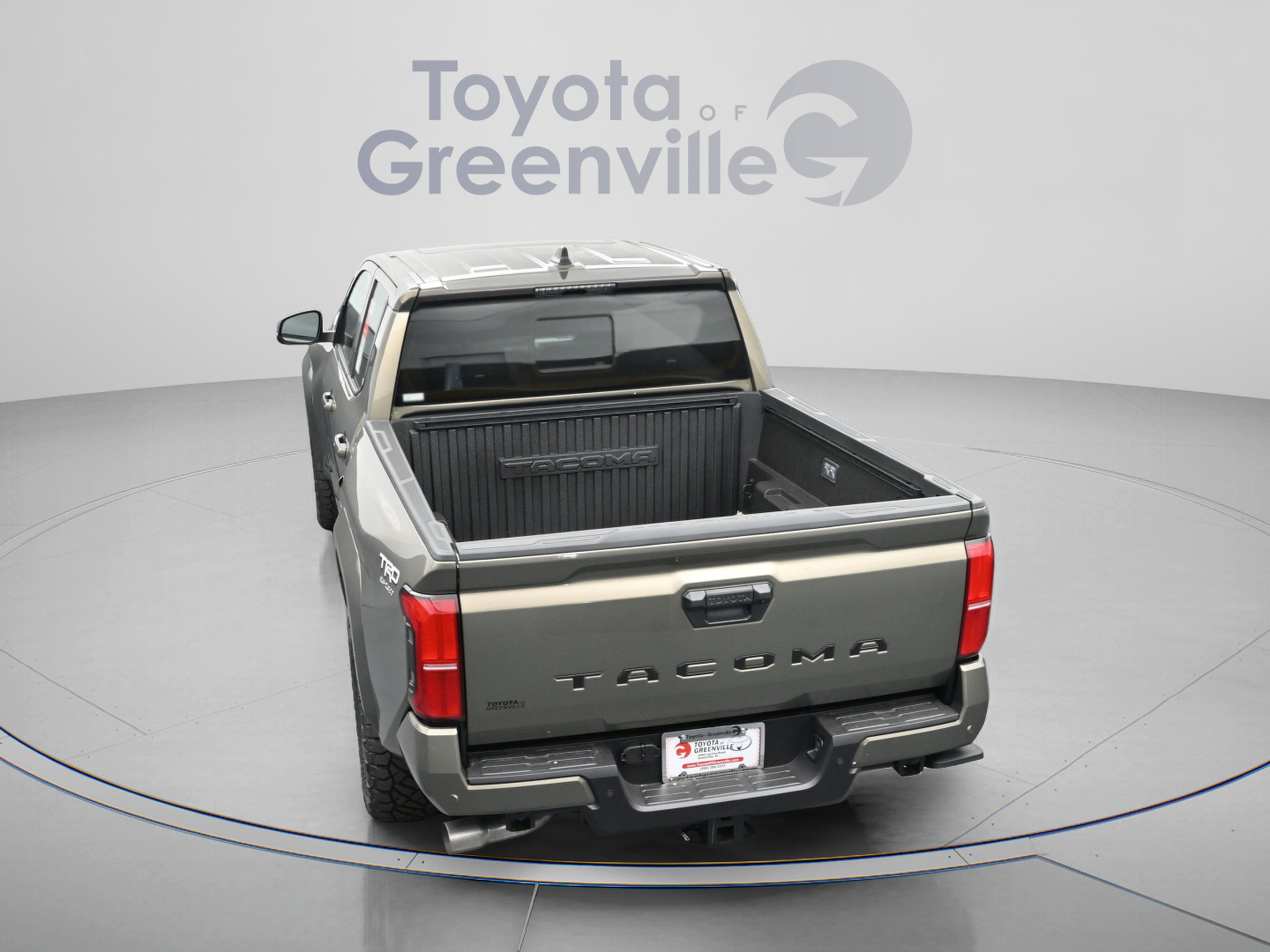 Used 2025 Toyota Tacoma TRD Sport w/ TRD Sport Upgrade Package RWD image 9