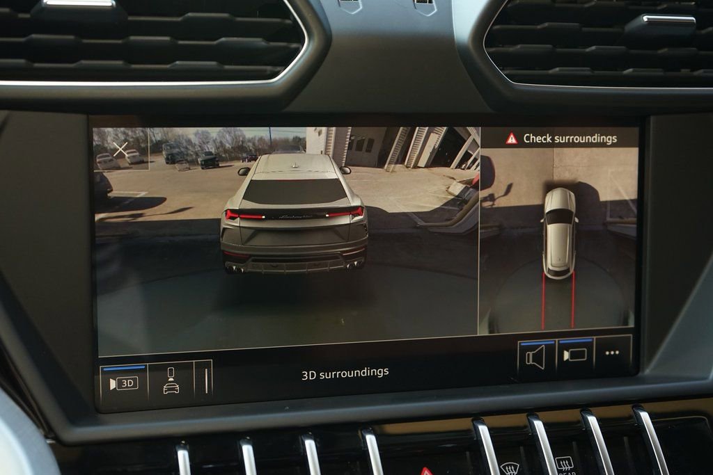 Used 2019 Lamborghini Urus image 19