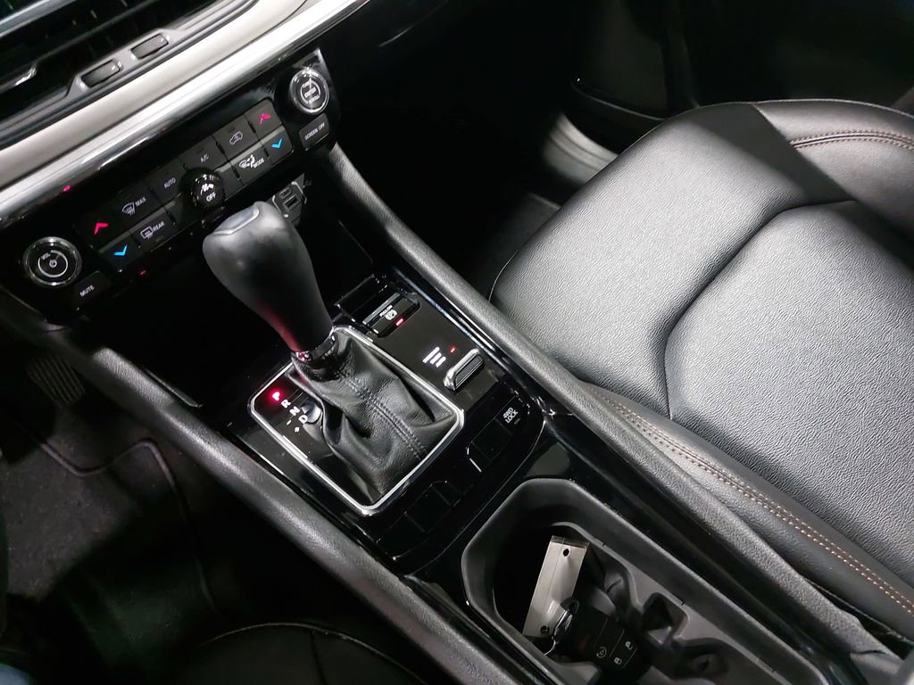 Used 2024 Jeep Compass Limited image 24