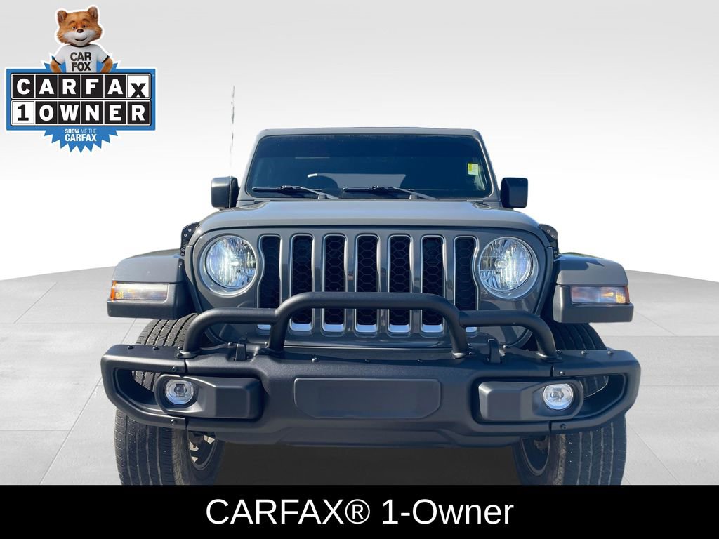 Used 2022 Jeep Gladiator Overland w/ Cold Weather Group AWD/4WD image 2