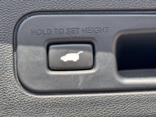 Used 2023 Acura MDX w/ Advance Package AWD/4WD image 14