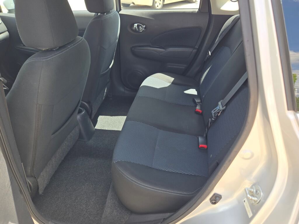 Used 2015 Nissan Versa Note SV FWD image 14