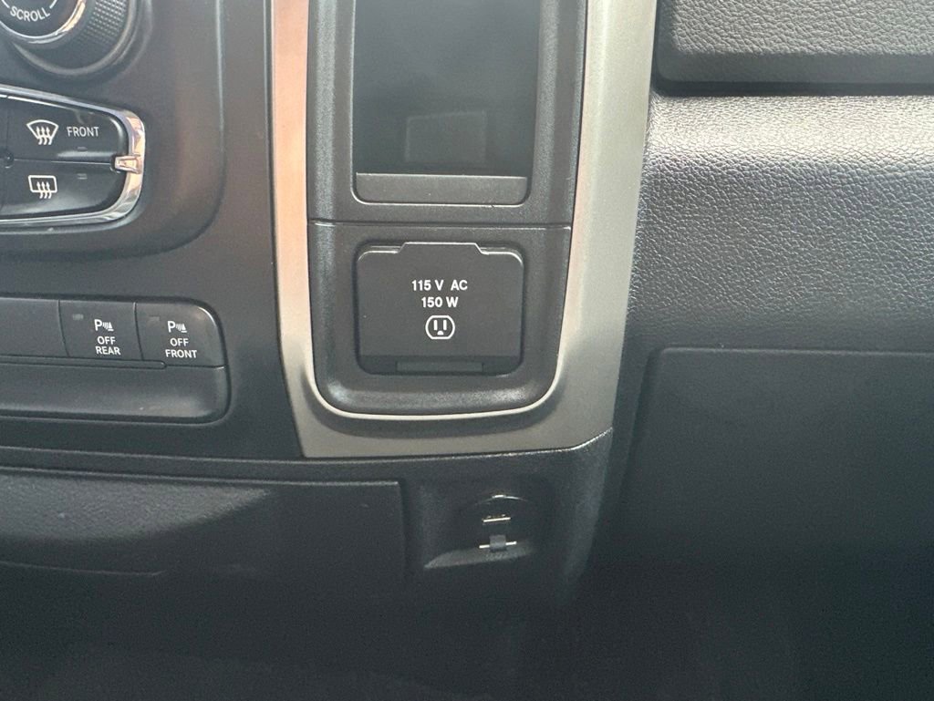 Used 2016 RAM 1500 Big Horn RWD image 5