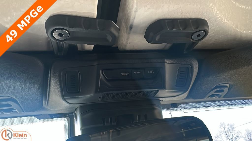 Used 2025 Jeep Wrangler Unlimited Sahara w/ Safety Group image 26