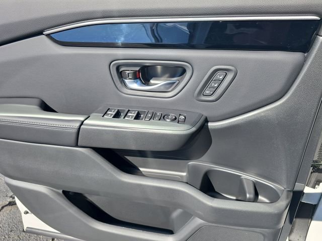 New 2025 Honda Pilot Touring image 28