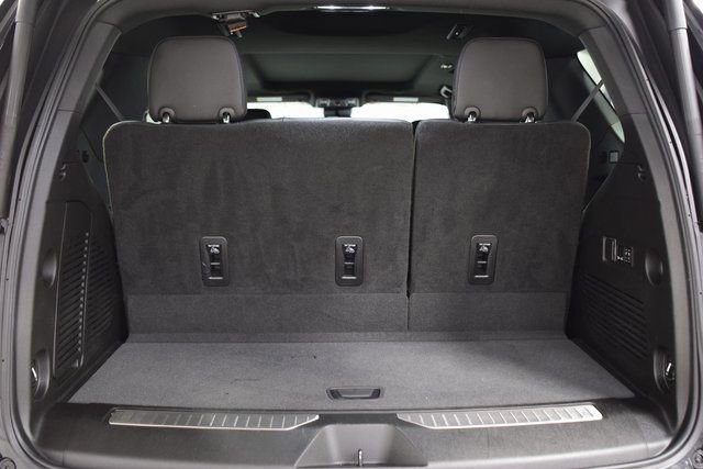 Used 2023 Chevrolet Tahoe High Country AWD/4WD image 22