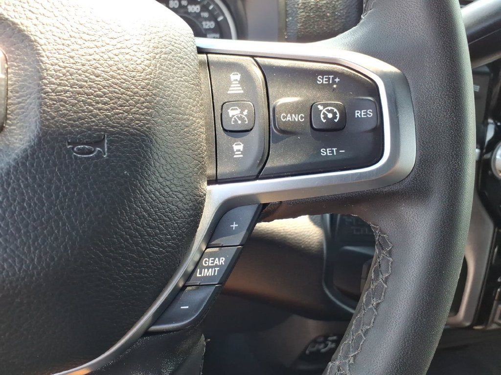 Certified 2025 RAM 2500 Big Horn AWD/4WD image 10