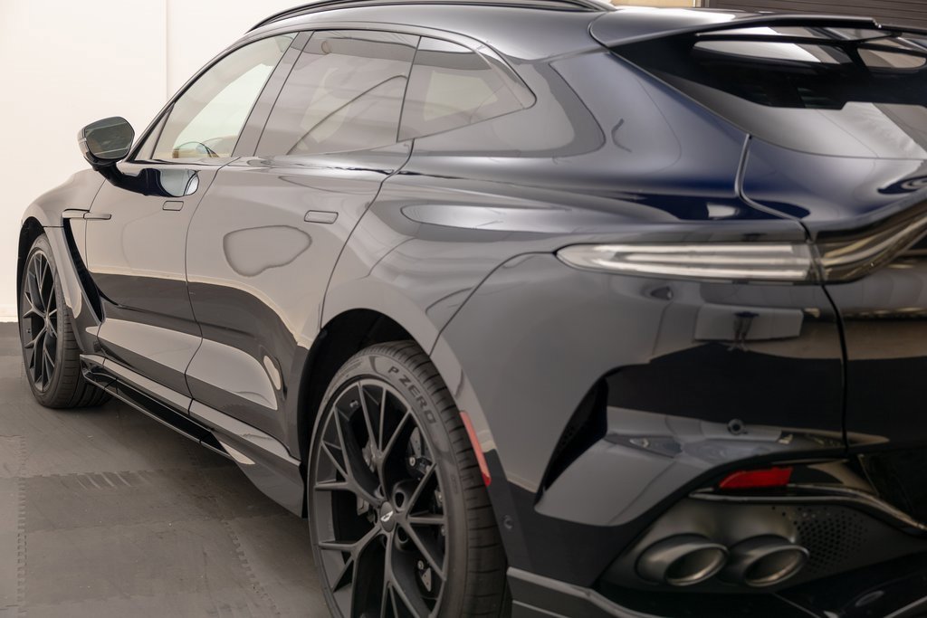 New 2025 Aston Martin DBX 707 image 12