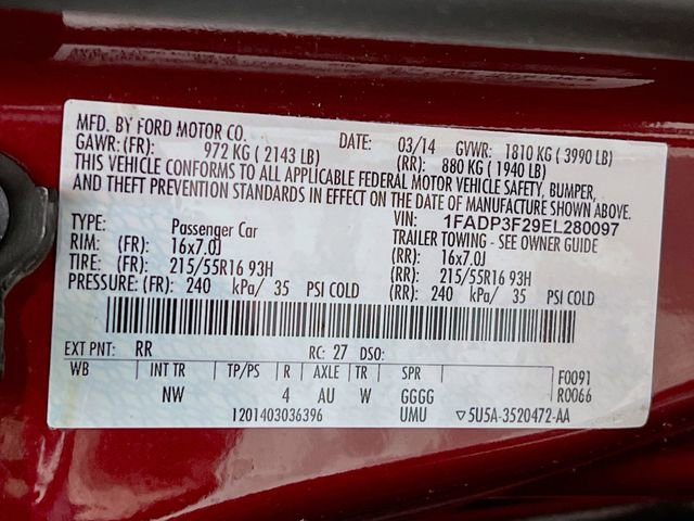 Used 2014 Ford Focus SE w/ SE Sport Package FWD image 11
