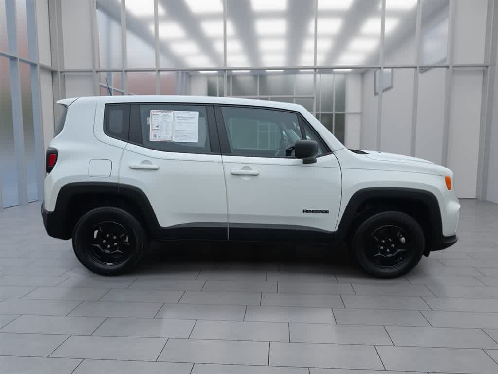 Used 2022 Jeep Renegade Sport AWD/4WD image 2