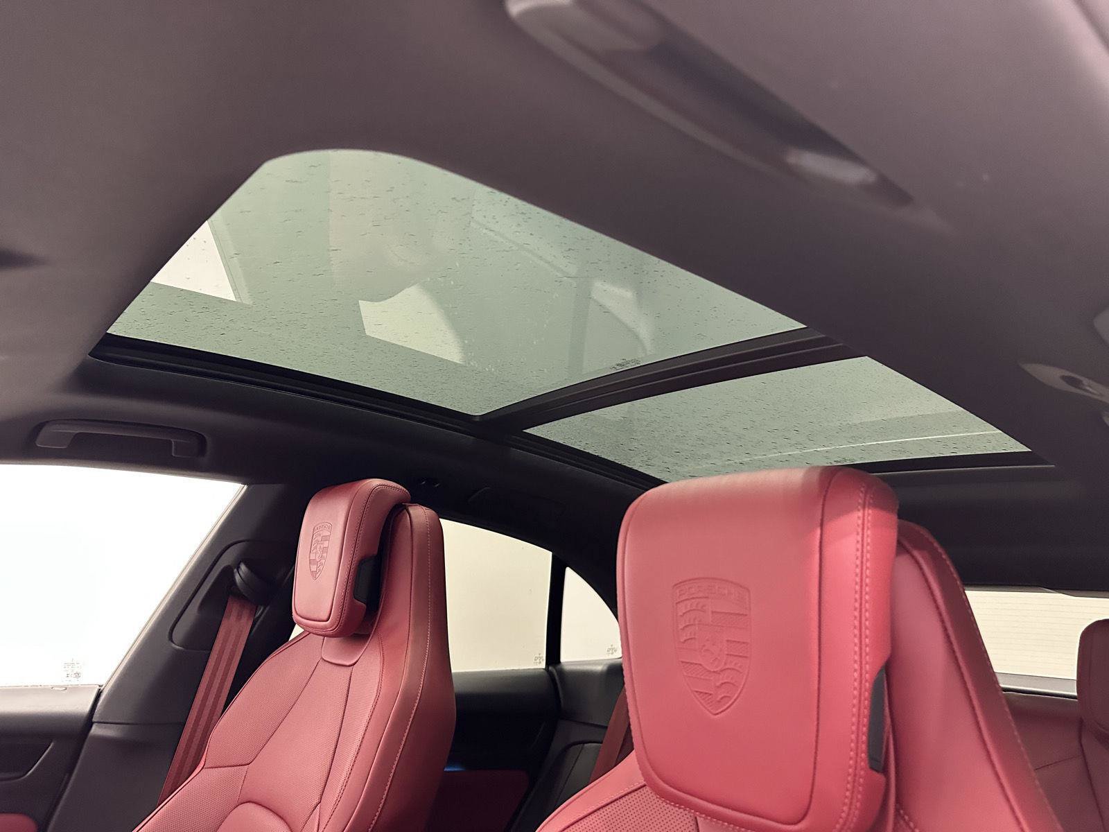 New 2026 Porsche Macan 4S Electric AWD/4WD image 21