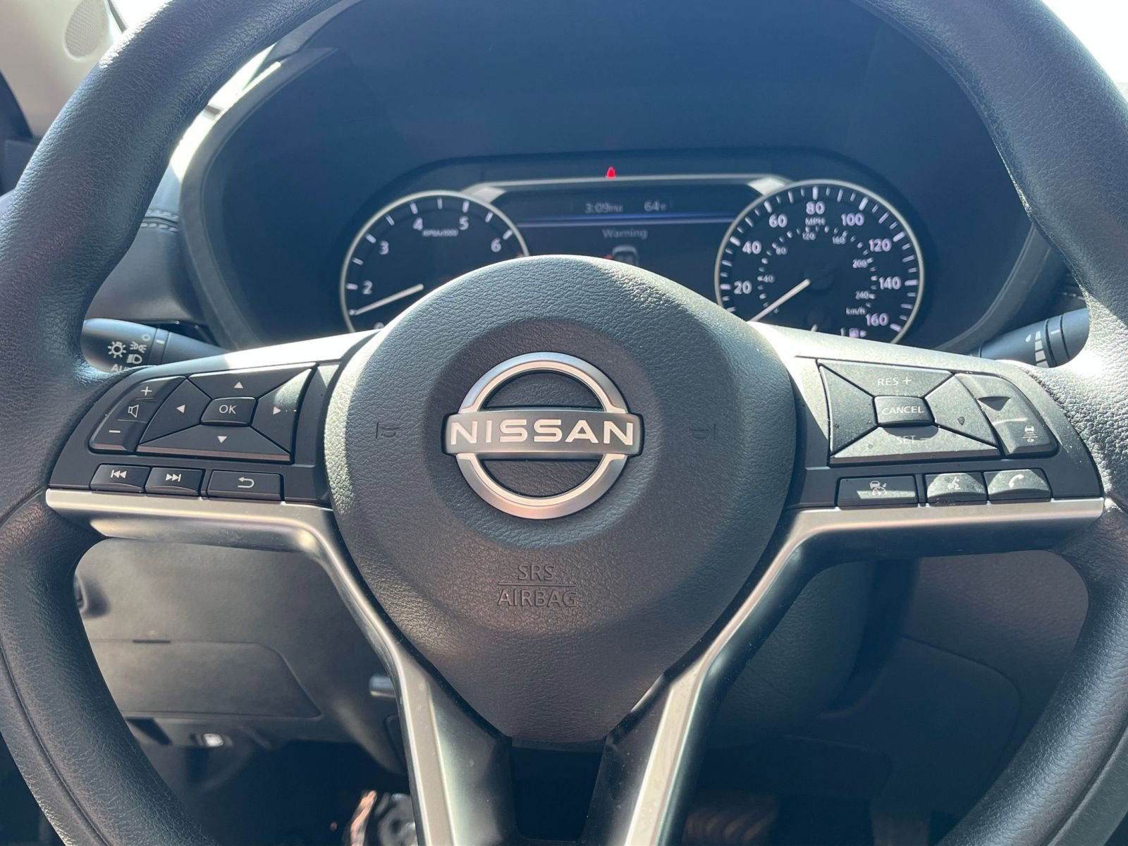 Used 2025 Nissan Sentra SV FWD image 28