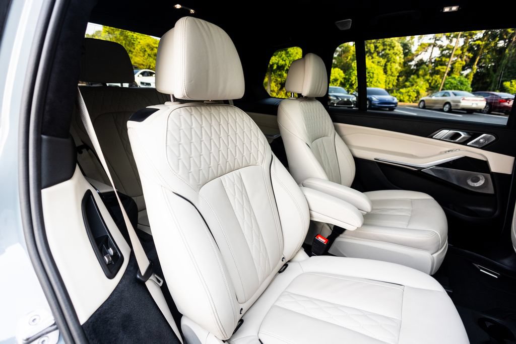 Used 2024 BMW X7 M60i w/ Executive Package AWD/4WD image 58