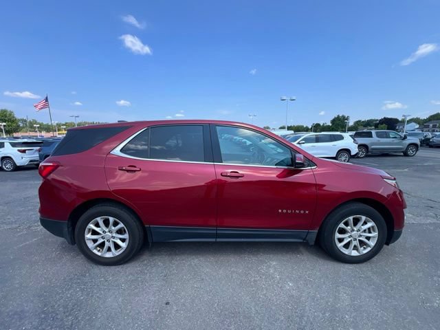 Used 2019 Chevrolet Equinox LT w/ Driver Convenience Package FWD image 4