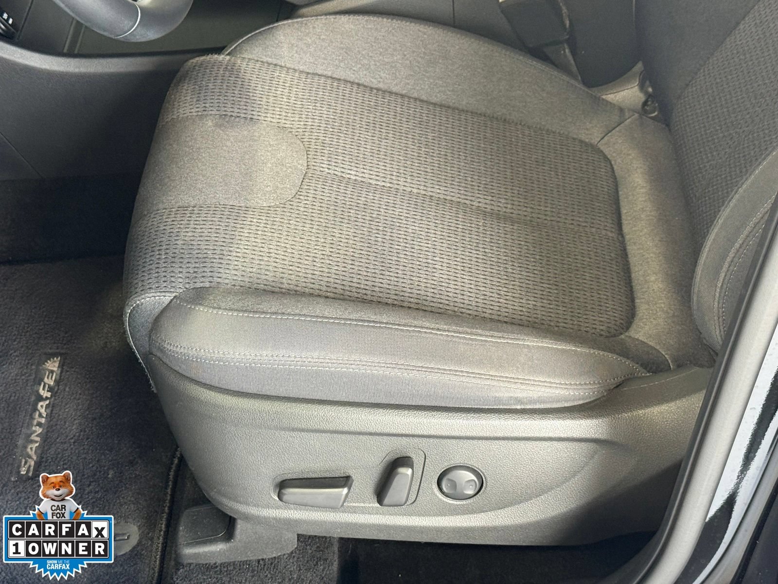 Used 2023 Hyundai Santa Fe SEL AWD/4WD image 2