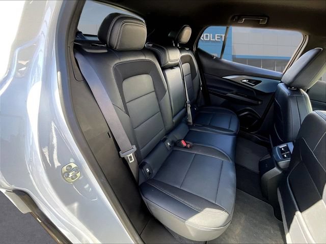 Certified 2024 Chevrolet Equinox EV LT FWD image 27