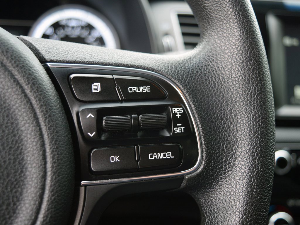 Used 2017 Kia Niro LX image 13