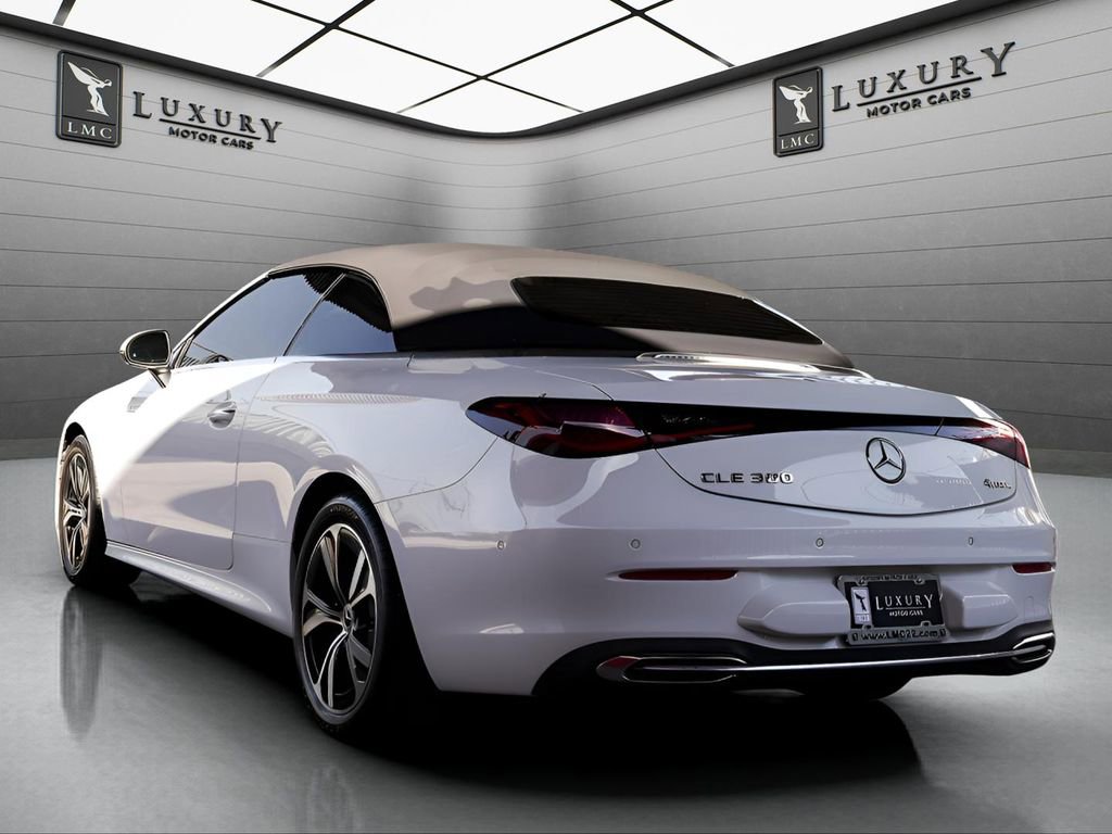 Used 2024 Mercedes-Benz CLE 300 4MATIC Cabriolet image 13