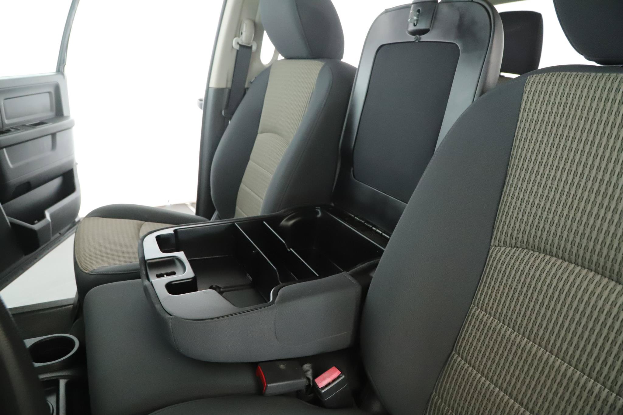 Used 2012 RAM 2500 ST w/ Chrome Appearance Group AWD/4WD image 6