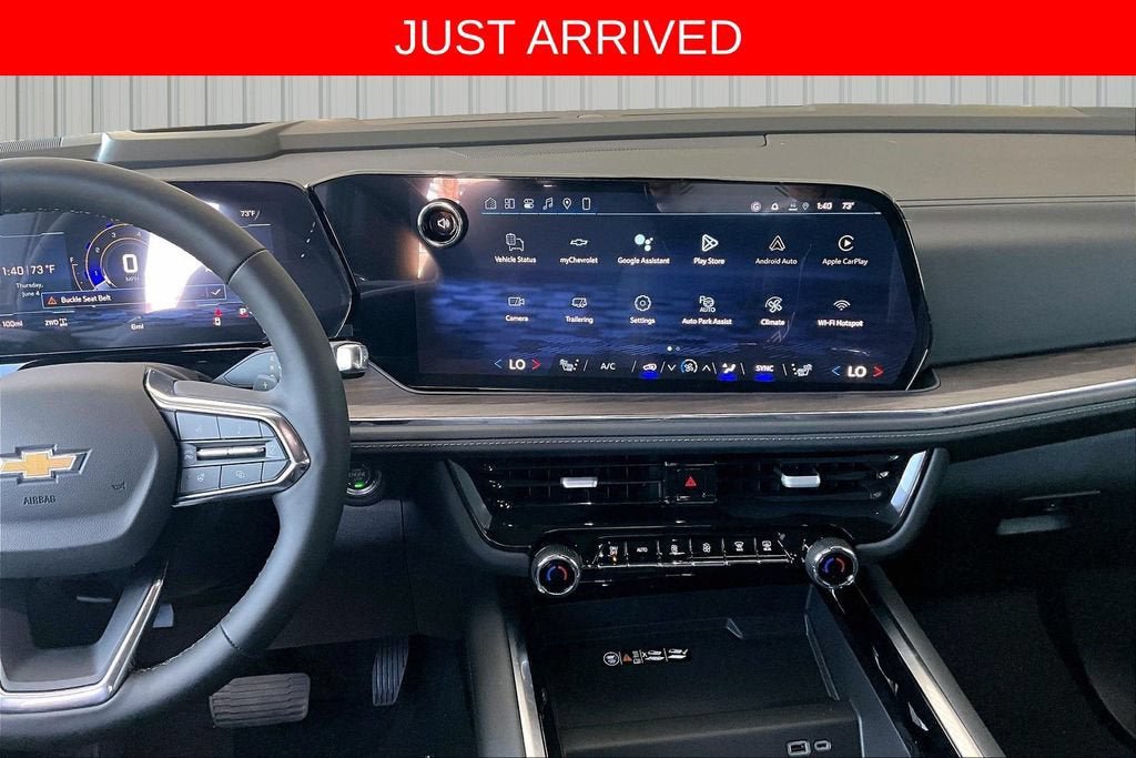 New 2026 Chevrolet Suburban LT w/ Comfort Package AWD/4WD image 4