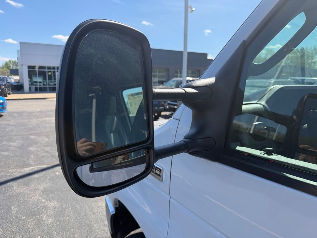 New 2027 Ford E-450 and Econoline 450 Super Duty w/ Power Equipment Group image 12