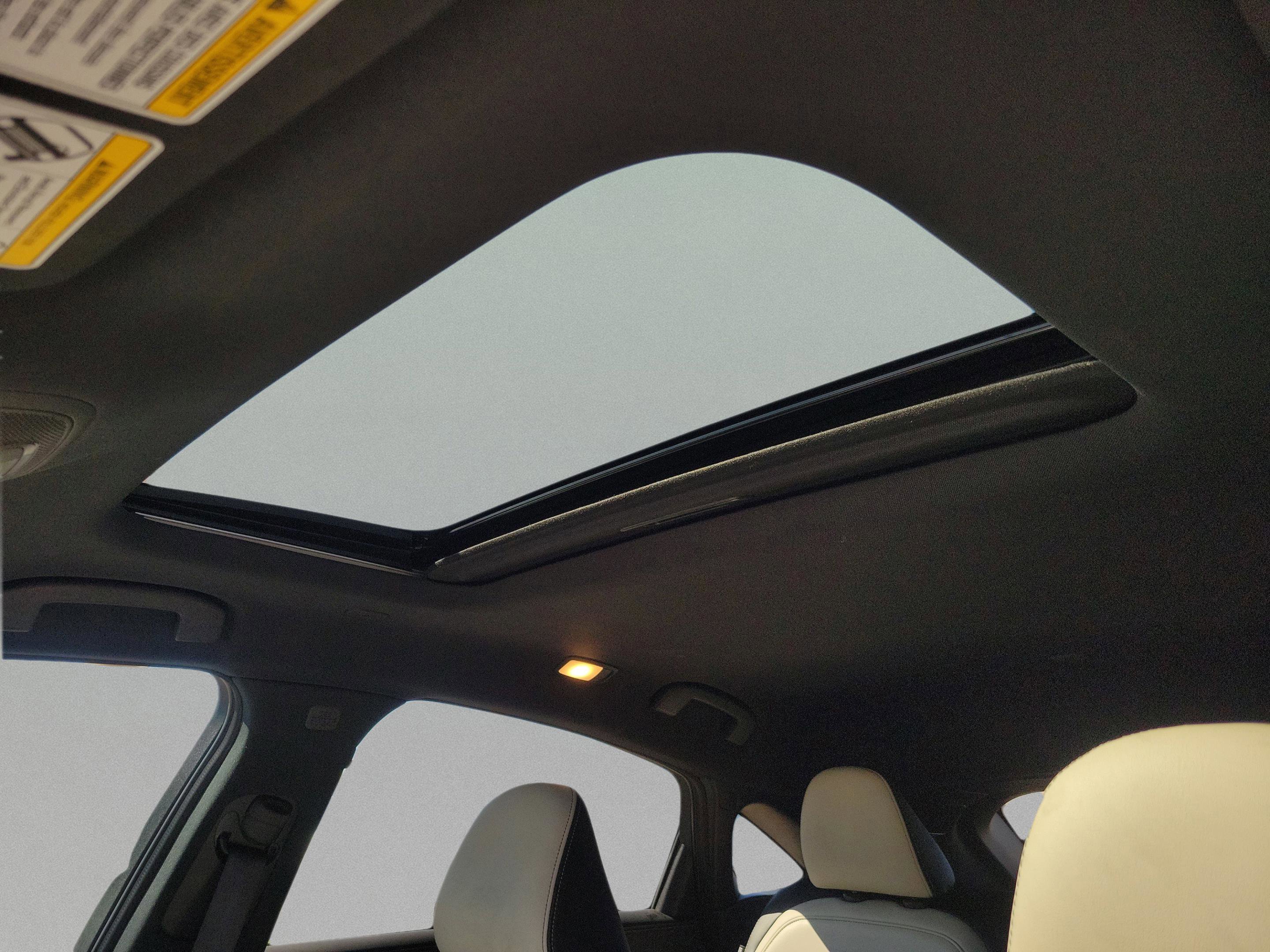 Certified 2025 INFINITI QX55 Essential image 22