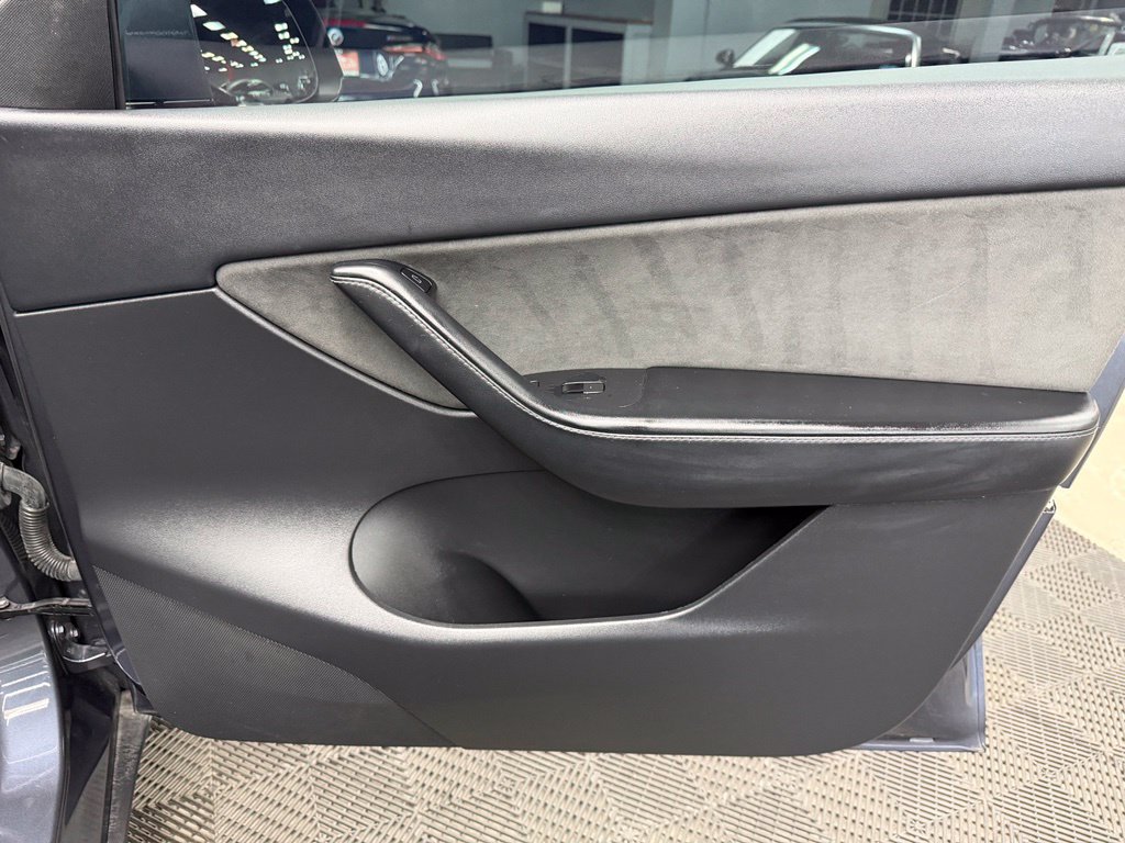 Used 2022 Tesla Model Y Performance AWD/4WD image 50