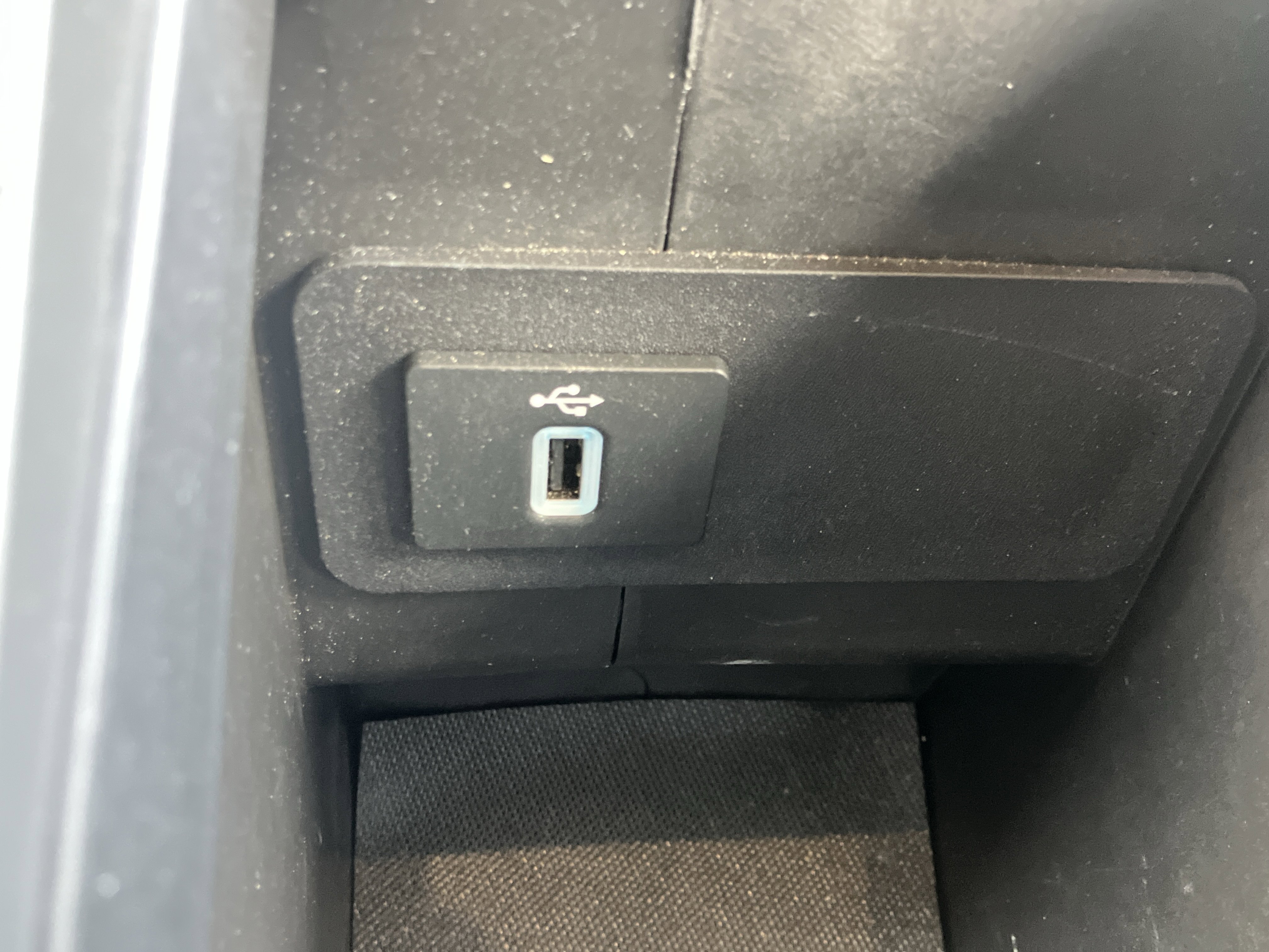 Used 2018 Ford Escape SEL image 32