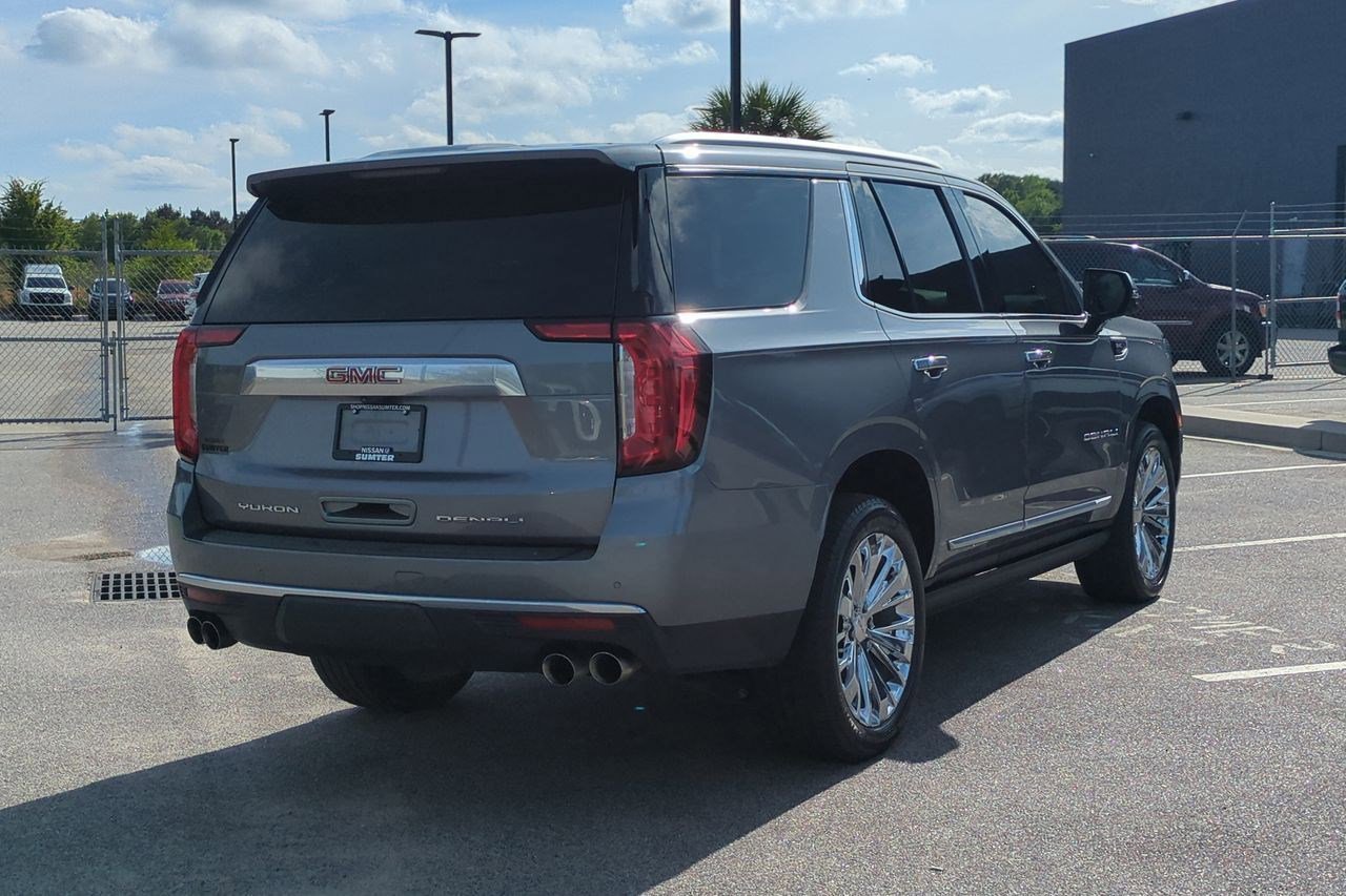 Used 2021 GMC Yukon Denali w/ Denali Premium Package RWD image 4