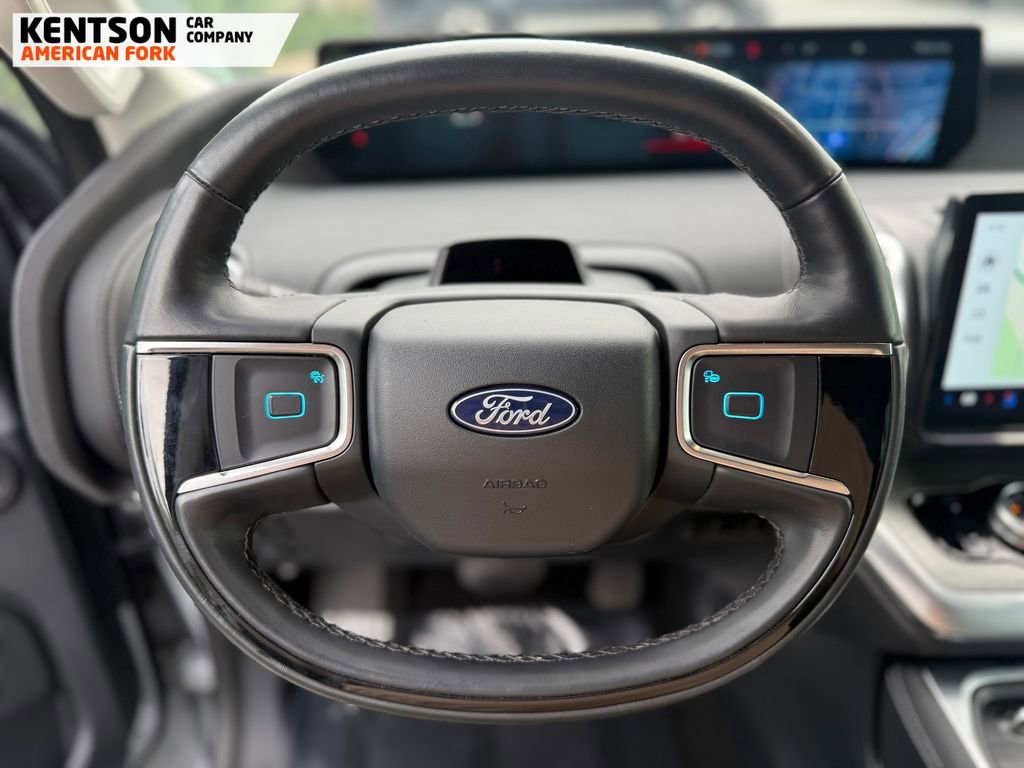 Used 2025 Ford Expedition Platinum AWD/4WD image 19