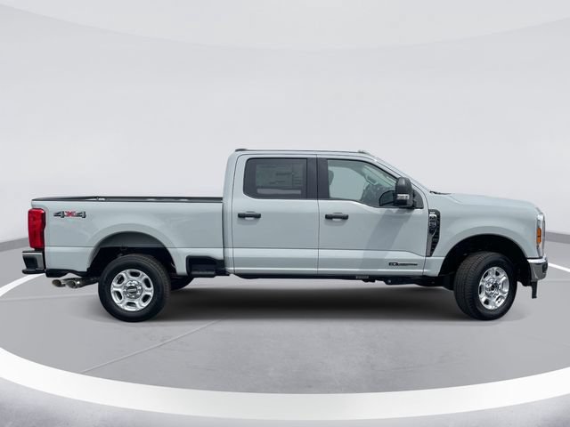 New 2026 Ford F250 XLT AWD/4WD image 3