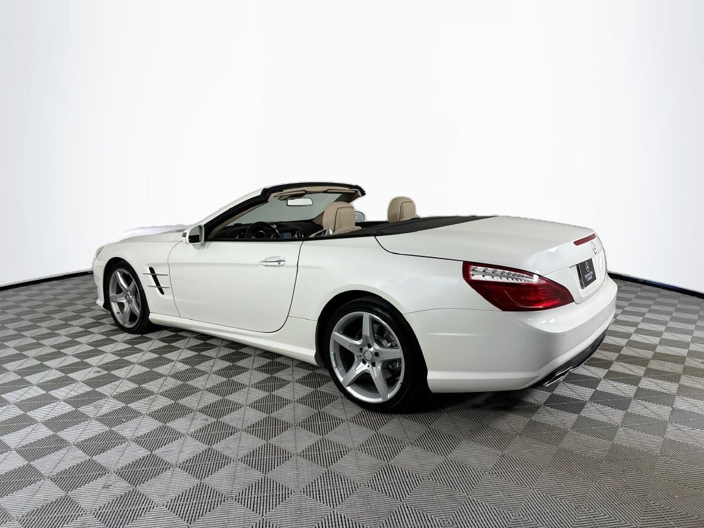 Used 2015 Mercedes-Benz SL 400 image 5